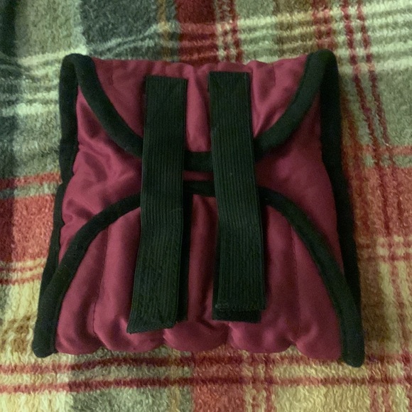 🍭3/$30!! BRAND NEW !! Hot/Cold Knee Wrap !! - Picture 5 of 9